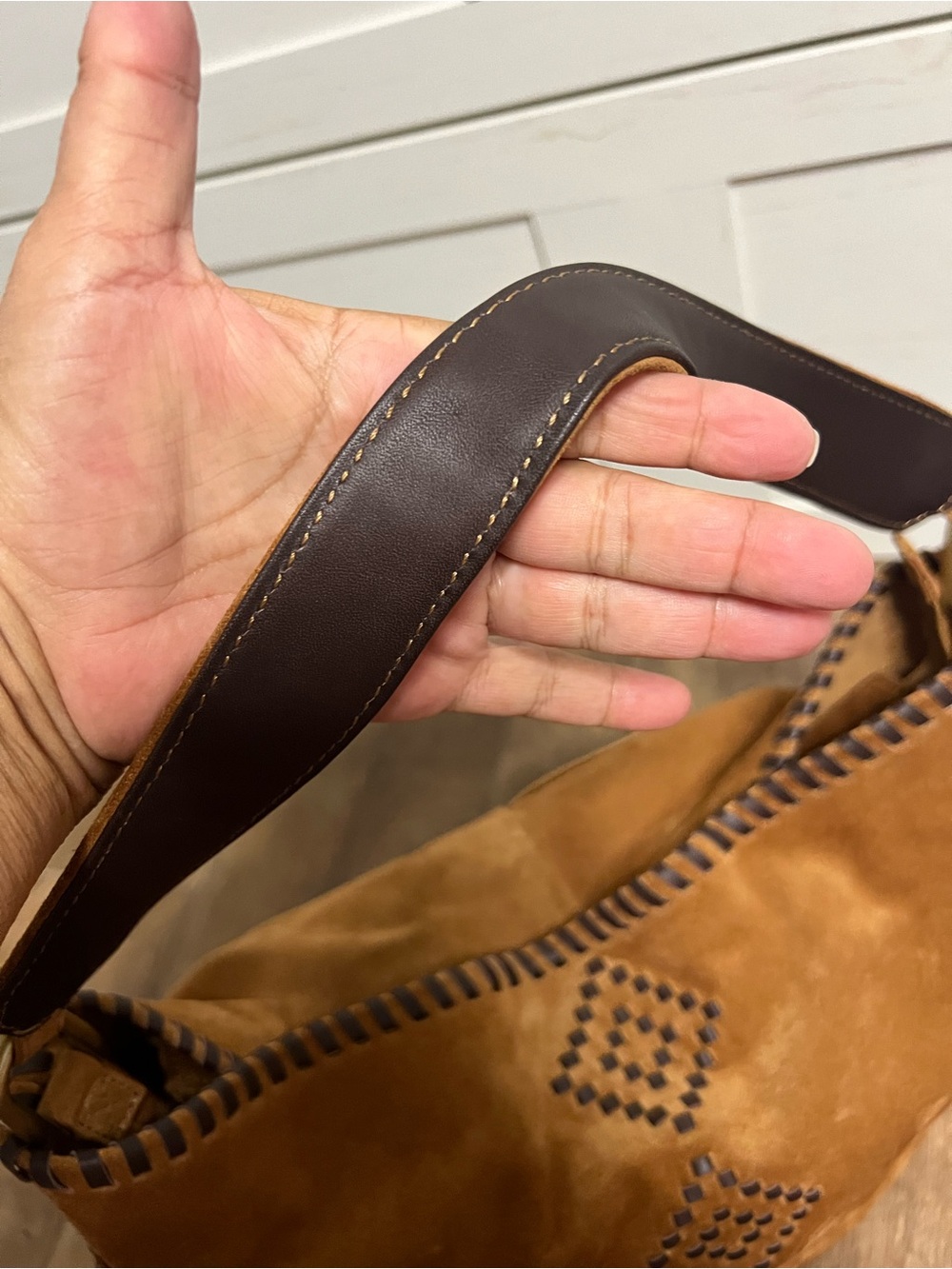 HOBO Harley Suede Bag in Oak Barrel Brown Hand  Stitched Whipstitch w hidepocket - Picture 7 of 16
